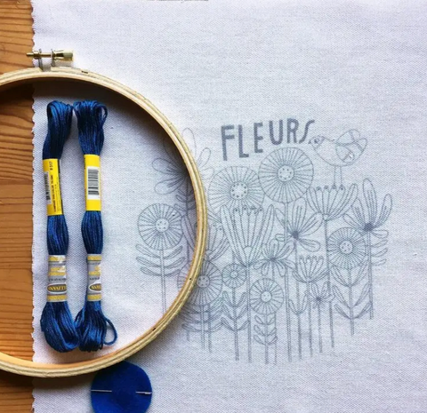Fleurs  Embroidery Kit